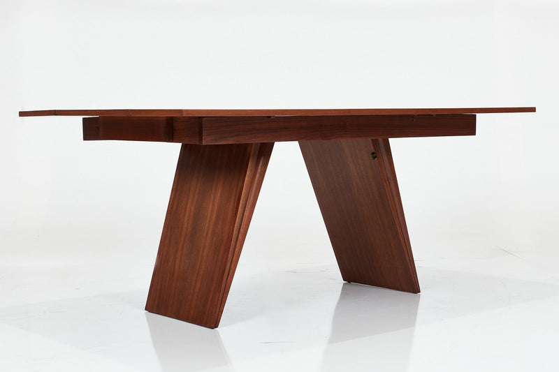 Vladimir Kagan Table