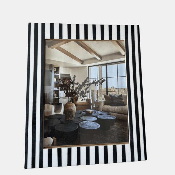 Black and White Stripe Picture Frame