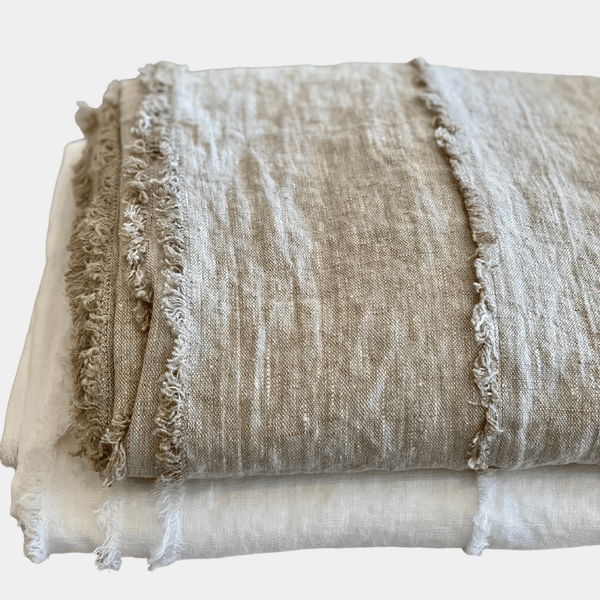 Raw Edge Linen Tablecloth in White